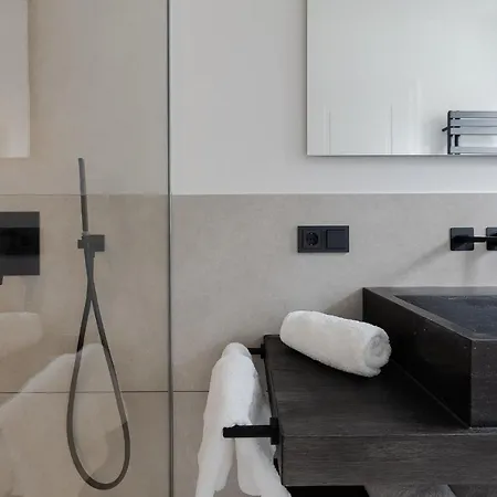 Apartment Living Lorens No 4 *
