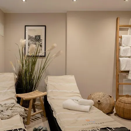 Living Lorens No 4 Apartment