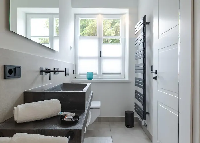 Living Lorens No 4 *